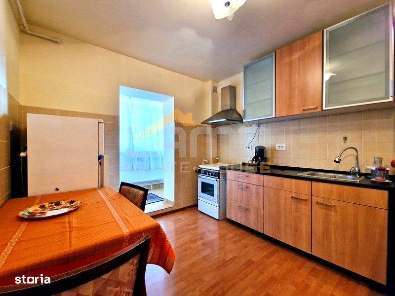 Apartament 2 camere, etaj 2, zona Podgoria