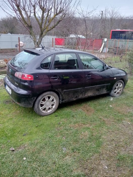 Vând Seat Ibiza 1000 €