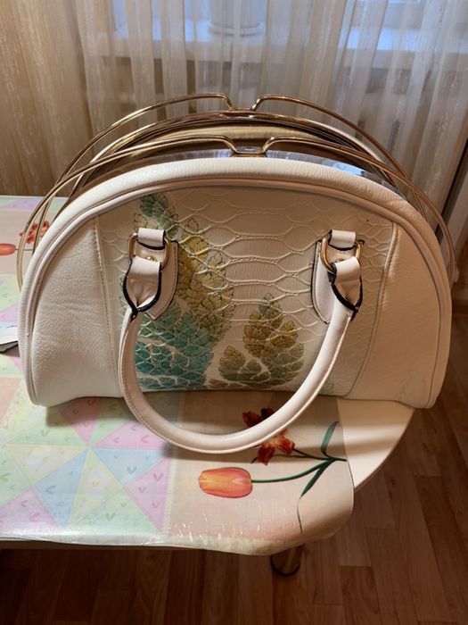 Продается новая  летняя сумка