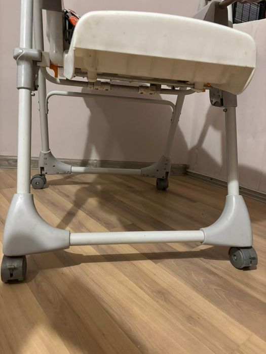 Детский столик для кормления