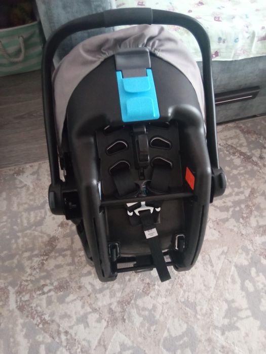 Продам автокресло