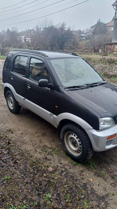 Продавам джип daihatsu