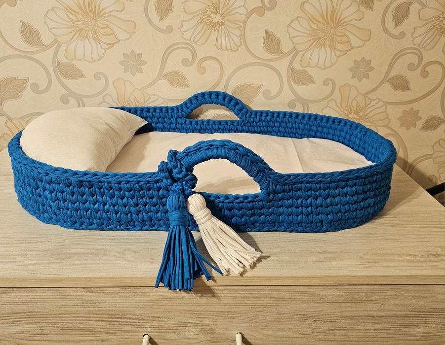 Повивалник, легло за бебе, молзес кошница