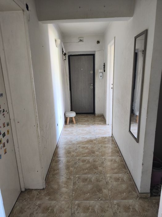 Apartament 2 camere, decomandat- centru