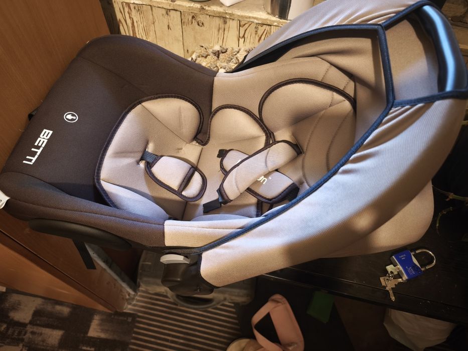 Автокресло Babyton Betti