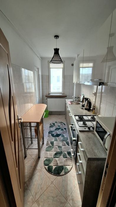 Apartament cu 3 camere