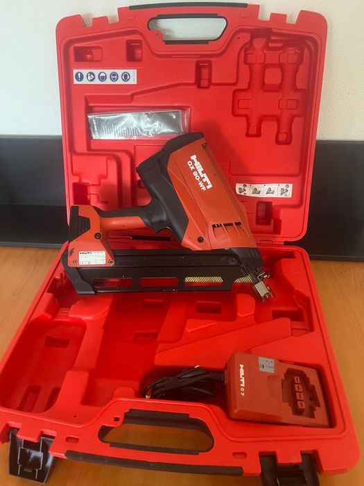 Pistol cuie Hilti GX 90-WF