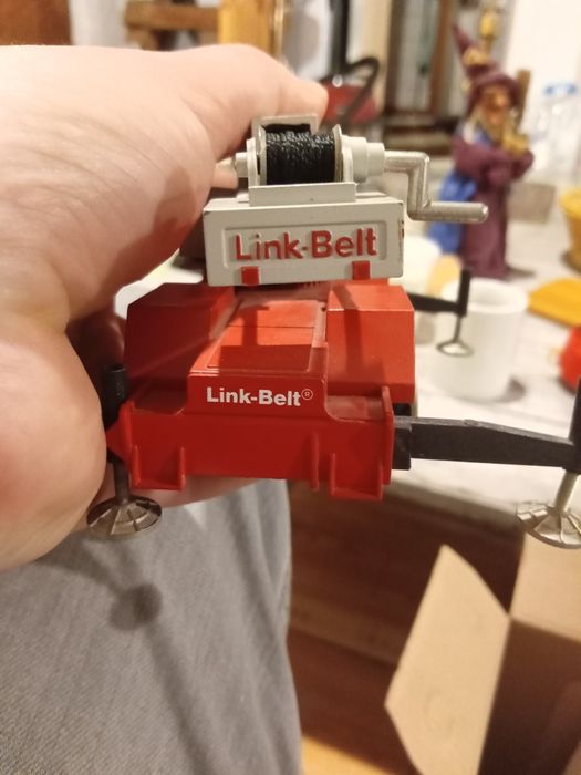 Западна Германия 1980 г..Метални коли камиони кран за колекционери .