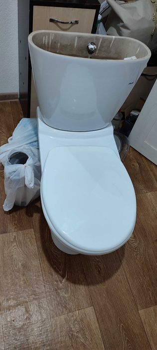 Унитаз б.у хорошее качество
