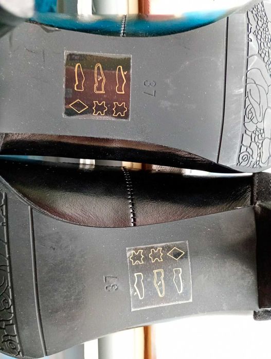 Продавам нови официални черни дамски обувки Hush Puppies 37 номер