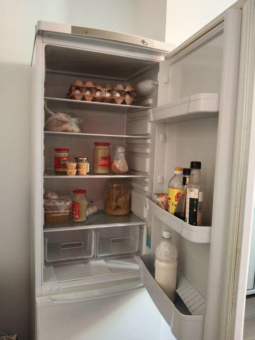 Холодильник Indesit