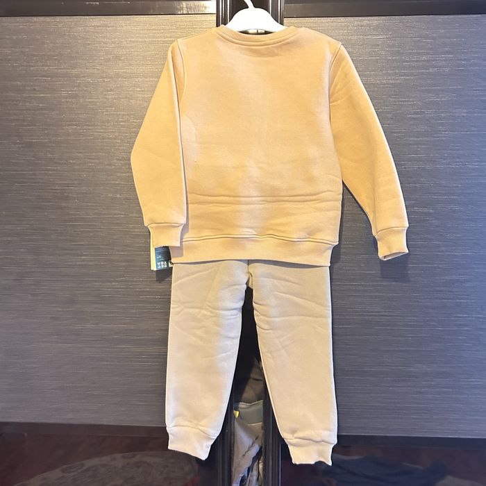 Детские вещи новые для мальчиков и девочек.