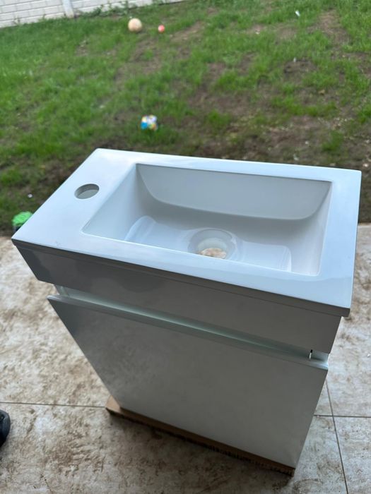 Set mobilier baie Kometmöbel 40 cm cu lavoar și mască, alb lucios, preasamblat