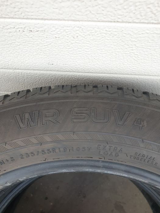 Зимни гуми 2 броя NOKIAN WR Suv4 235 55 R19 дот 1819