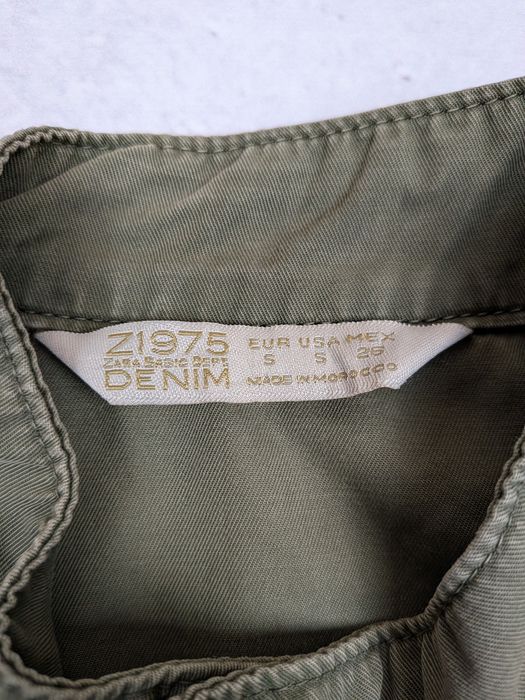 Jachetă Zara Stil Militar Verde Kaki cu Buzunare și Capse - Mărimea S