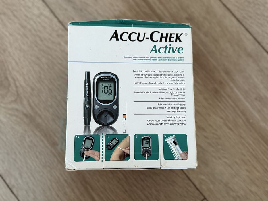 Glucometru Accu-Chek Active glucometer + accesorii, nou