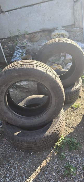 Продам шины 275/60/18