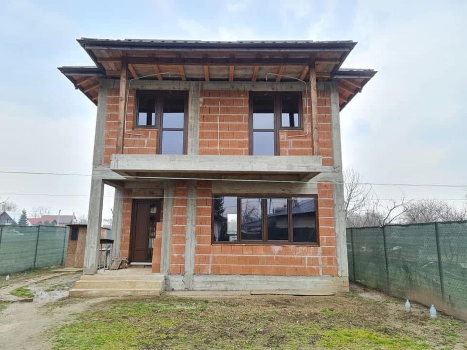 Firma constructii case