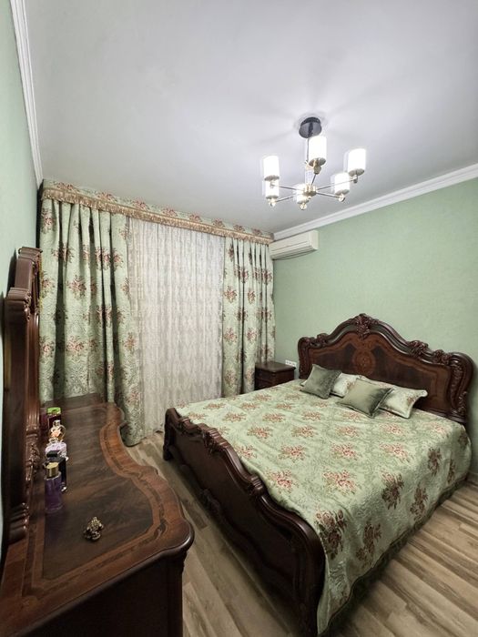 Квартира 4 х комнатная ориентир супермаркет "Магнит"