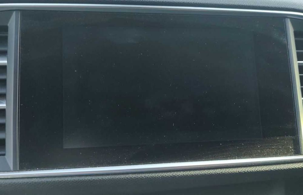 Дисплей Peugeot 308 GT line