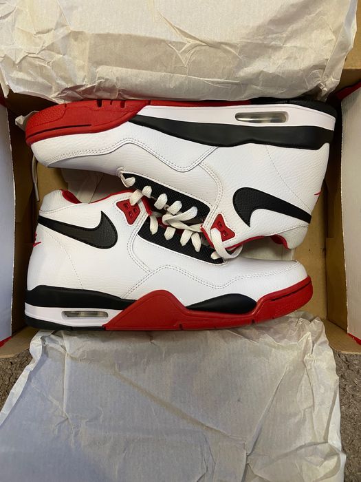 Кецове/Маратонки Nike Air Flight  42,5 Номер