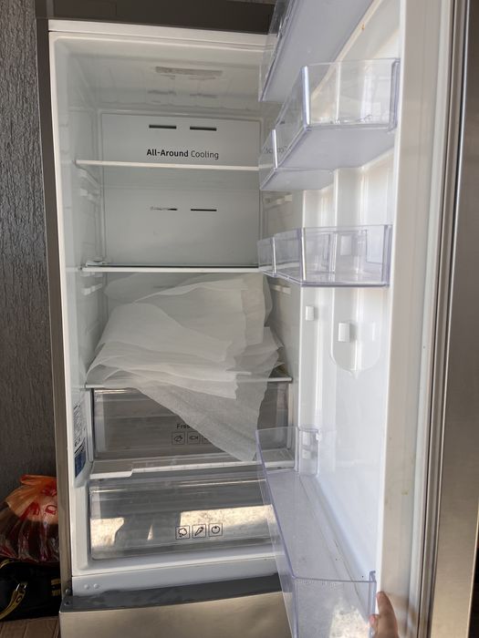 Холадильник сатылады