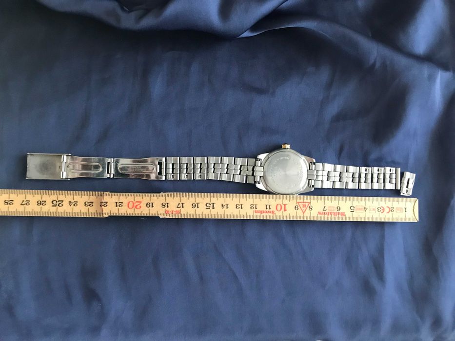 Продава оригинален Швейцарски мъжки часовник TISSOT PR 50