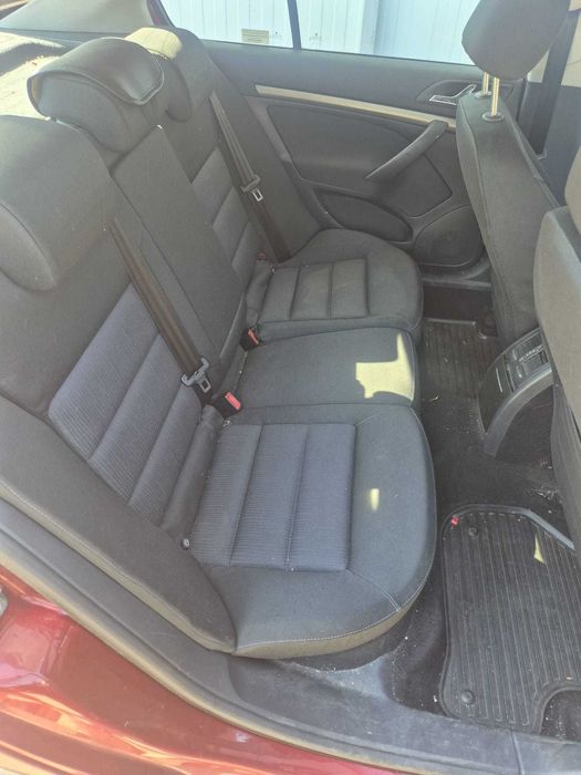 Bara fata / Capota motor Skoda Octavia 2 1.9 BXE 2006