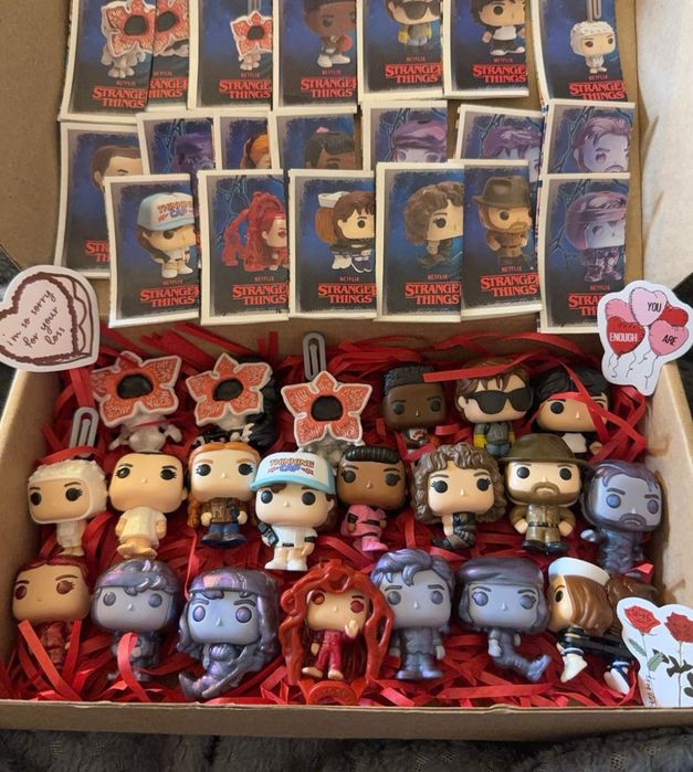 Kinder joy очень странные дела