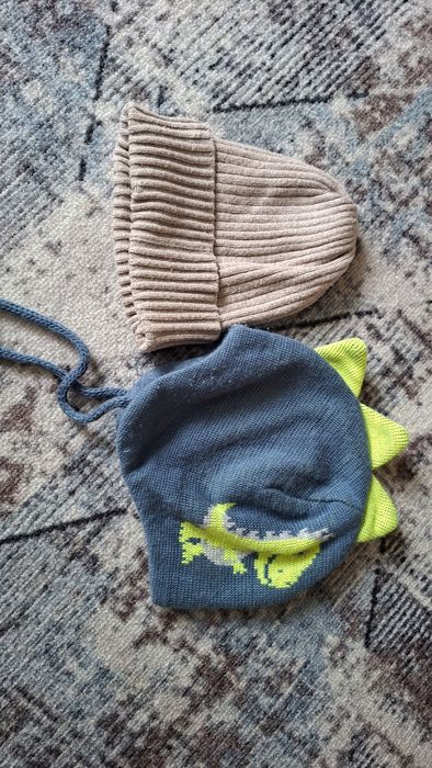 Продам недорого детские вещи