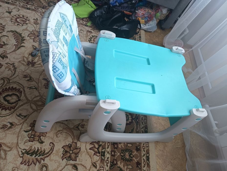Продам детский стул