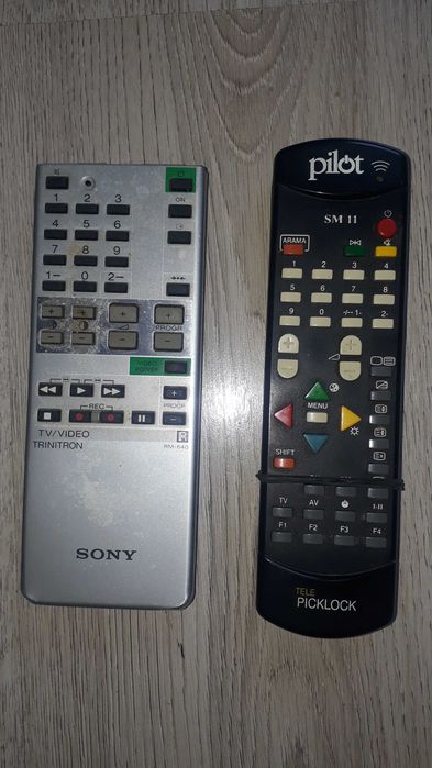 Видео Sharp и Panasonic за части или ремонт