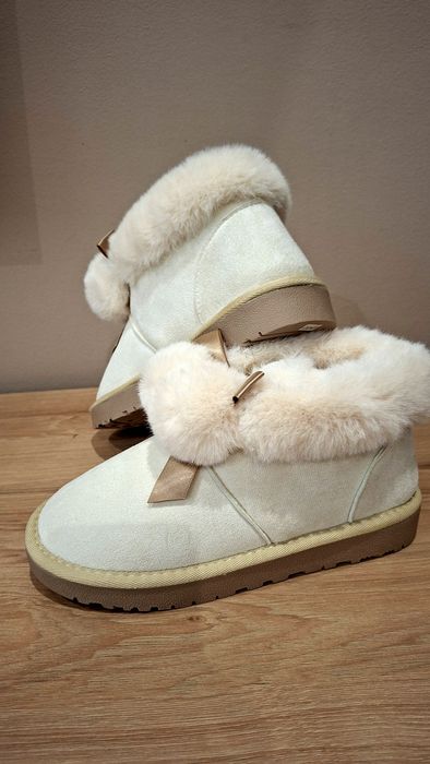 UGG pufoase și haioase damă – mărimea 37 | Noi nouțe