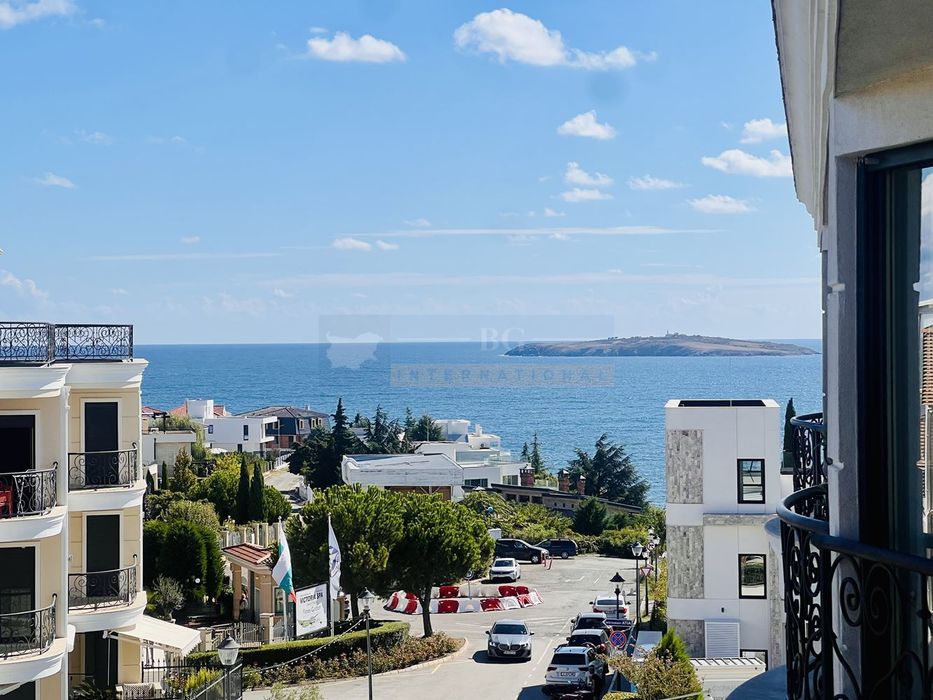 Дава се под наем Двустаен апартамент в Черноморец - 75 кв.м за 1595.79 € - Снимка #3