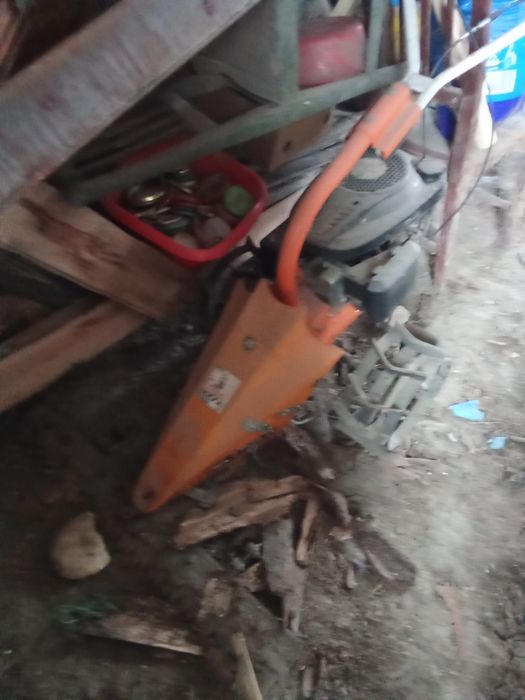 vând motocositoare dac