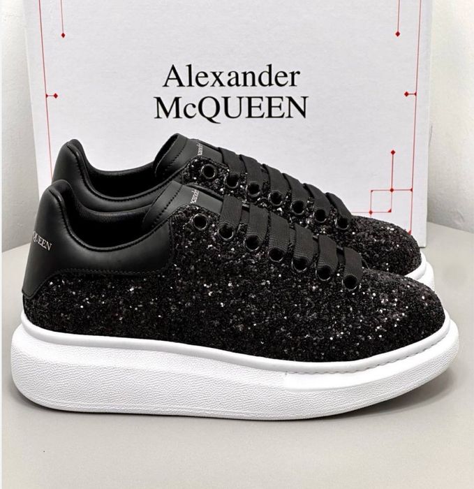 Tenisi negri alexander mcqueen cu sclipici 37