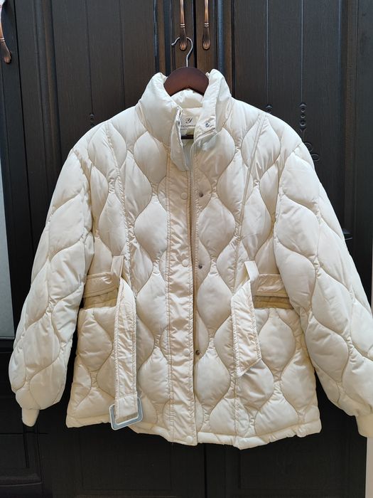 Куртка, наполнитель тонкий пух.