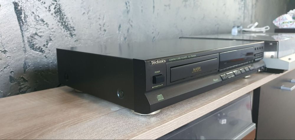 Vând CD Player Technics SL-PG440A