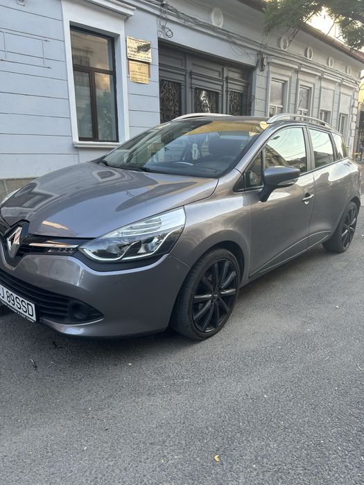 RENAULT Clio 2015