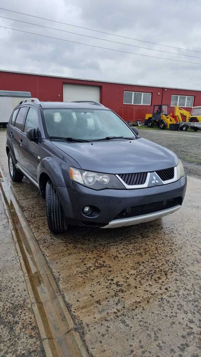 Mitsubishi Outlander II 2.0 DI-D 4x4 km originali