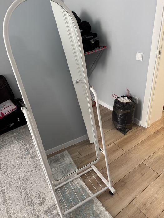 Напольное зеркало для дома или салона