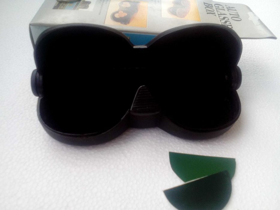 калъф за очила универсален твърд автомобилен