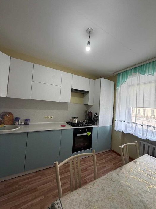 Продам 2 комнатную квартиру
