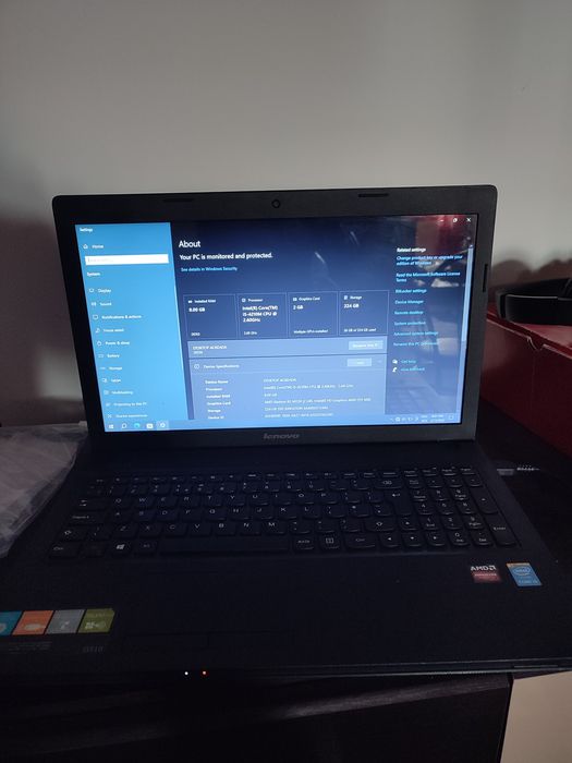 Laptop Lenovo foarte performant