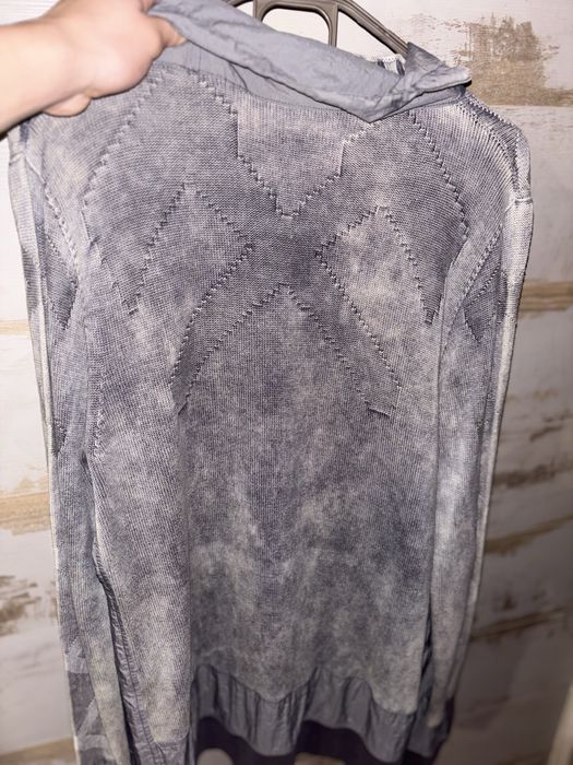 Суичер на Luda с брадви