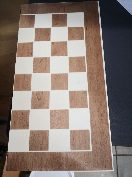 Lucrez în domeniul decorațiunii,
aștept cu nerăbdare să lucrăm împreun