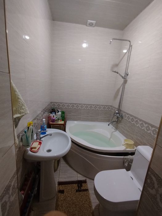 Продаётся дом 1.6 сот, 2х этажный. Сергели ул.Нуровшон