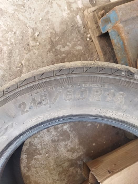 Продам шины 215/60/16