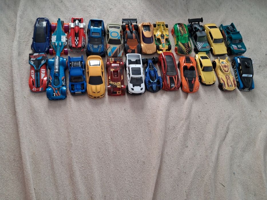 Mașinuțe Hotwheels