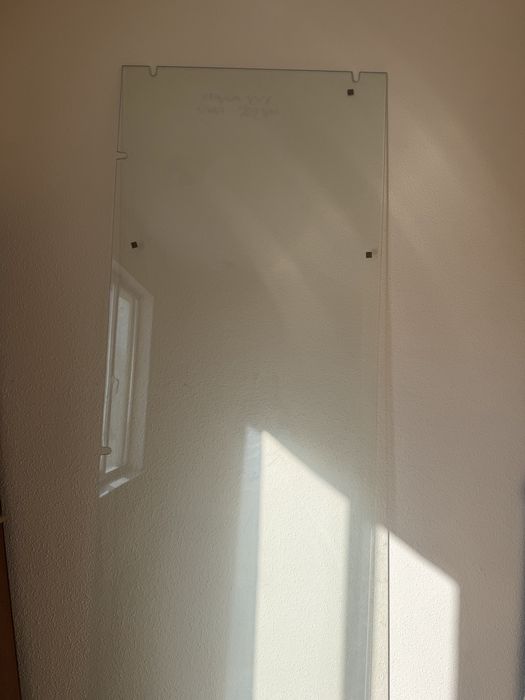 Стеклянна перегородка